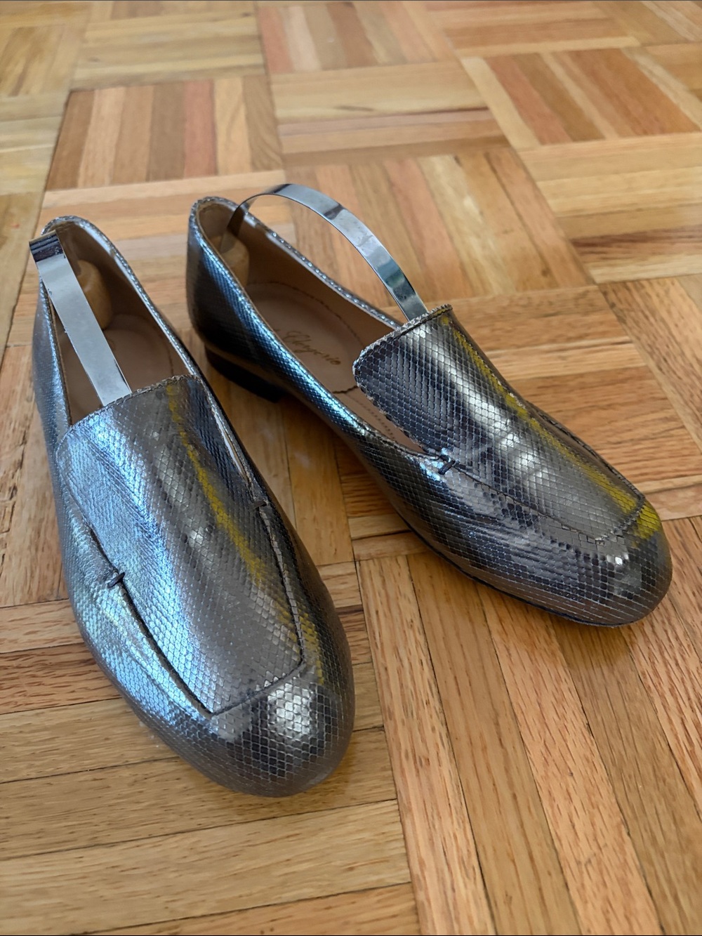 Robert Clergerie Metallic Bronze Leather Loafers - Women’s EU Size 36.5 (6.5/7)